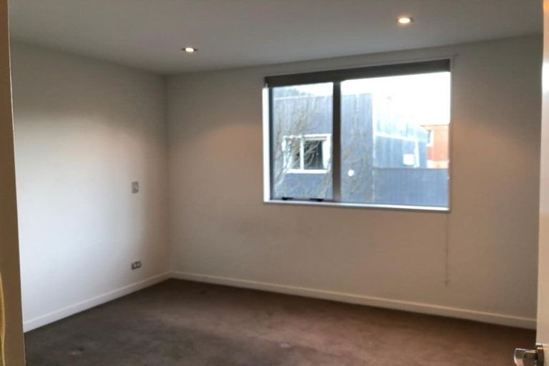 Photo of property in Altar Apartments, 31/120 Rintoul Street, Newtown, Wellington, 6021