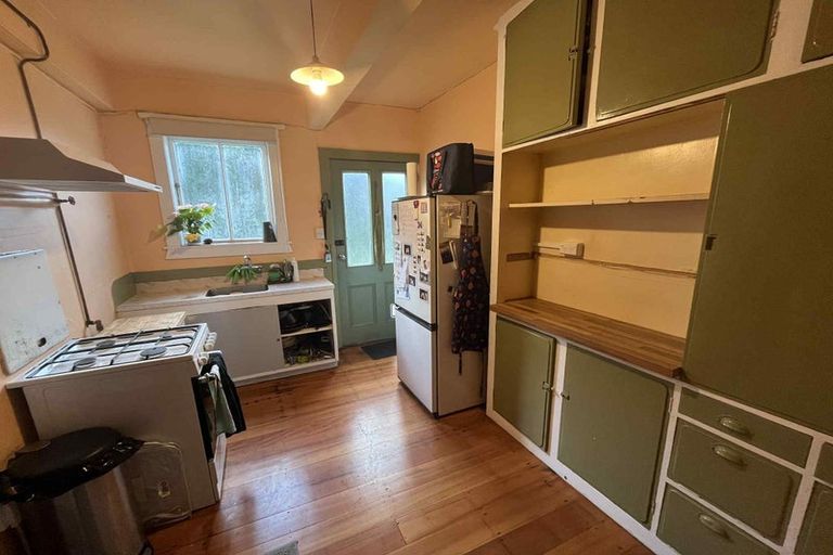 Photo of property in 3/16 Balfour Street, Mornington, Wellington, 6021