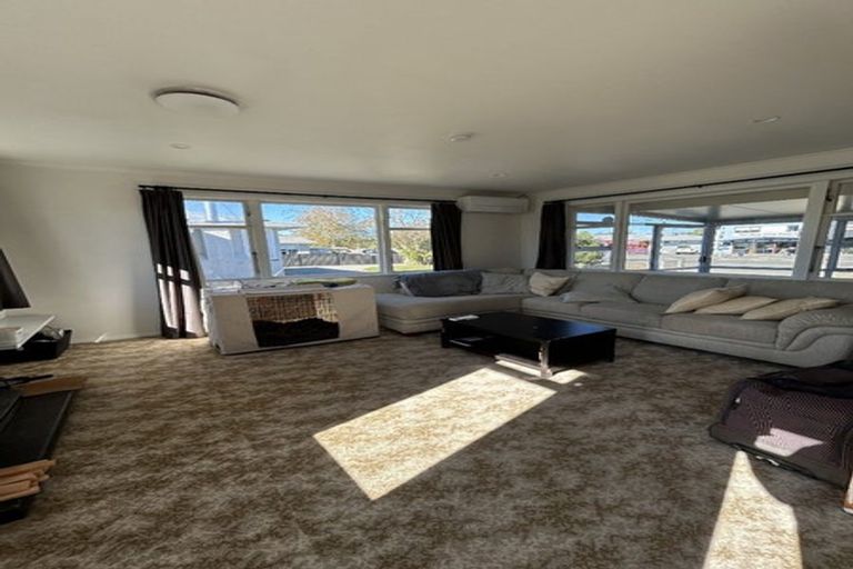 Photo of property in 208 High Street, Solway, Masterton, 5810