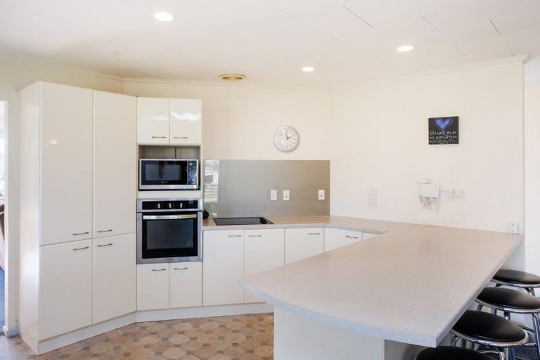 Photo of property in 112 Avenue Road, Foxton, 4891