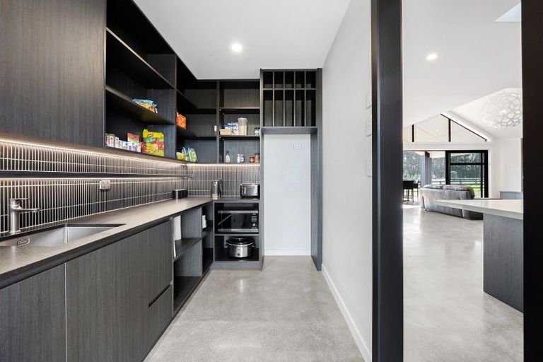 Photo of property in 14 Beal Place, Swannanoa, Kaiapoi, 7692