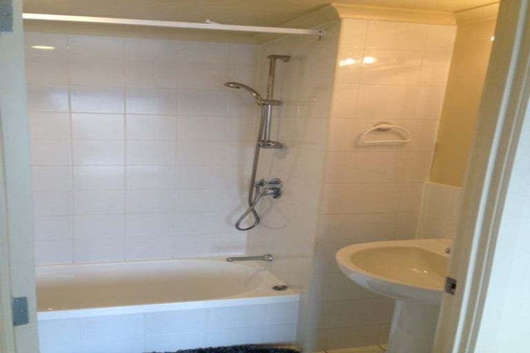 Photo of property in 5j/18 Ronwood Avenue, Manukau, Auckland, 2104
