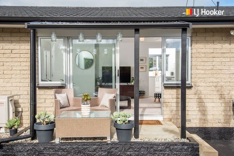 Photo of property in 35 Kinmont Crescent, Kinmont Park, Mosgiel, 9024