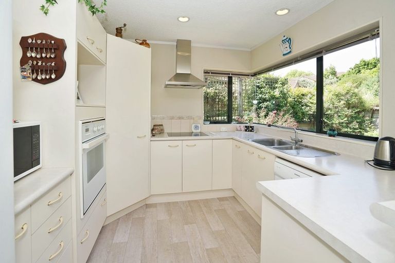 Photo of property in 157 Harewood Way, Flagstaff, Hamilton, 3210