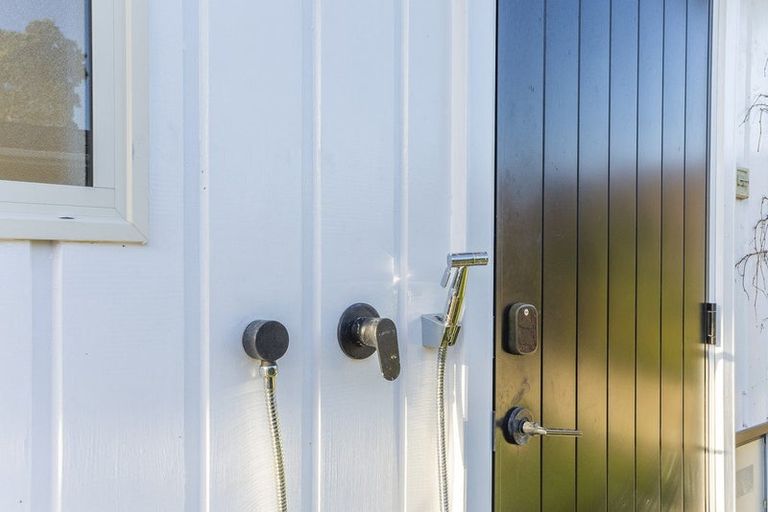 Photo of property in 301 Te Moana Road, Waikanae, 5036