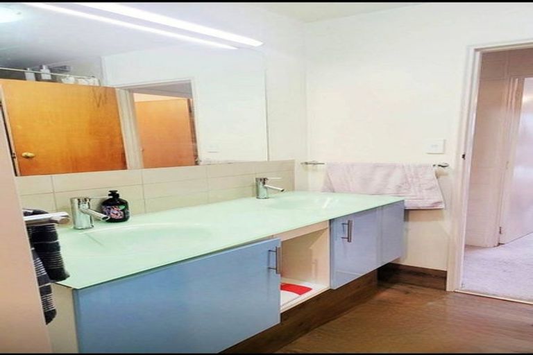 Photo of property in 1/43 Brockworth Place, Riccarton, Christchurch, 8011