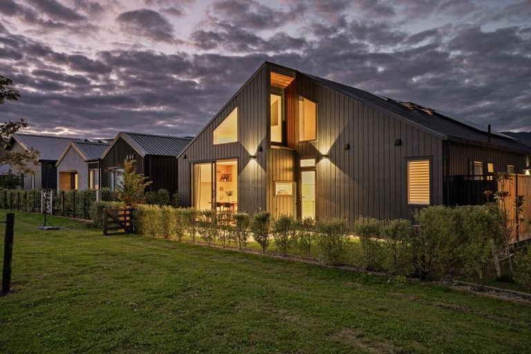 Photo of property in 20 Bragato Way, Cromwell, 9310