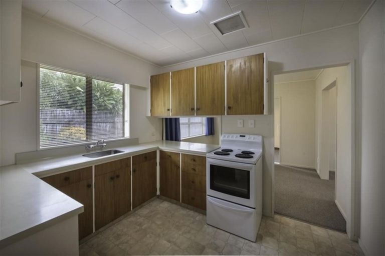 Photo of property in 3/17 Ngarimu Crescent, Taradale, Napier, 4112