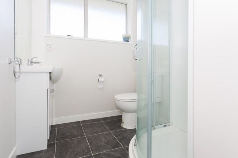 Photo of property in 21 Heaphy Place, Casebrook, Christchurch, 8051