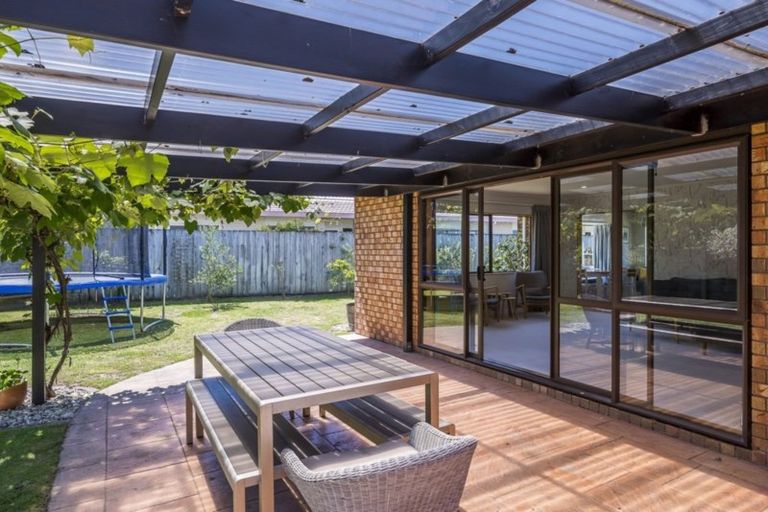 Photo of property in 32 Sunburst Court, Paraparaumu Beach, Paraparaumu, 5032