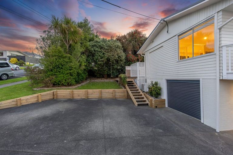 Photo of property in 1/120 Verran Road, Birkdale, Auckland, 0626