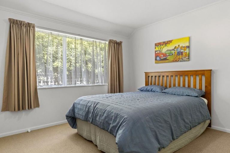 Photo of property in 8 Haines Grove, Rainbow Point, Taupo, 3330