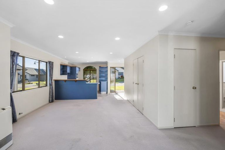 Photo of property in 285unit Vaughan Road, Owhata, Rotorua, 3010