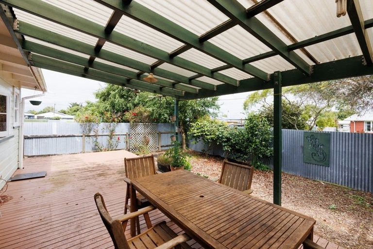 Photo of property in 44 Sherwill Street, Feilding, 4702