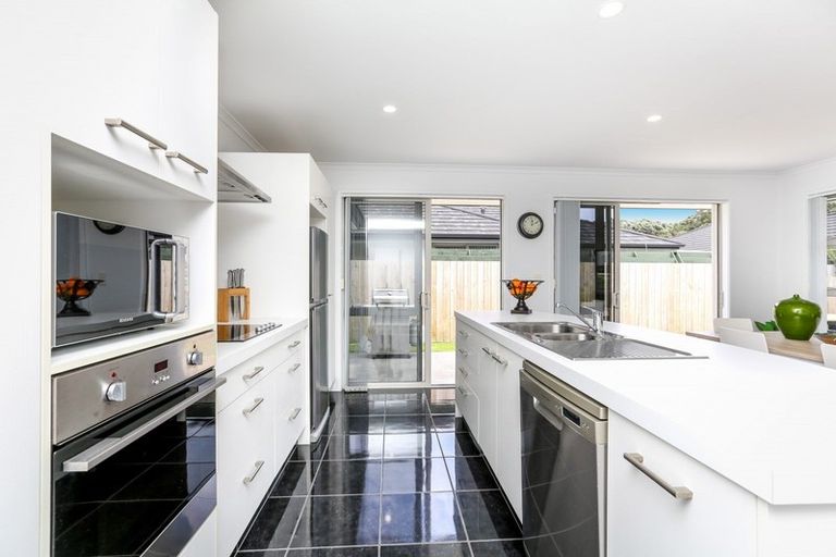 Photo of property in 27a Bulkeley Terrace, New Plymouth, 4310