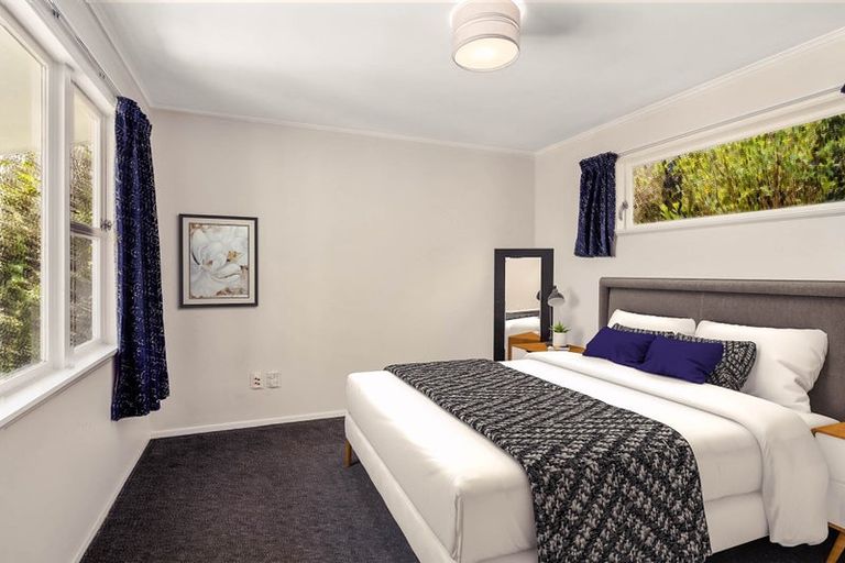 Photo of property in 55 Bedford Street, Northland, Wellington, 6012