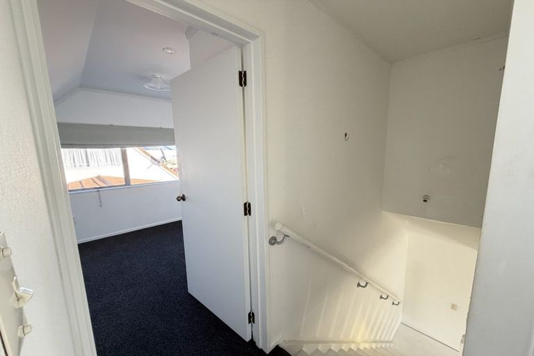 Photo of property in 4 Marece Court, Palmerston North, 4410