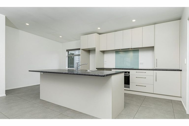 Photo of property in 38a Hatton Road, Orewa, 0931