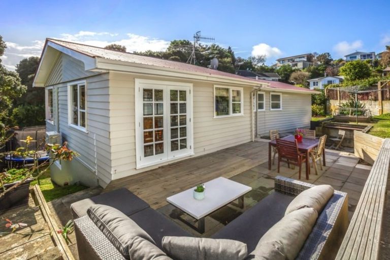 Photo of property in 9 Brora Crescent, Papakowhai, Porirua, 5024