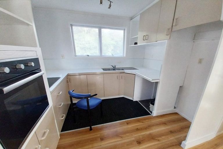 Photo of property in 1/14 Vonnell Place, Birkdale, Auckland, 0626