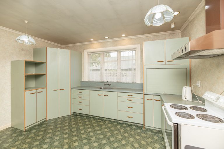 Photo of property in 33 Meadow Street, Papanui, Christchurch, 8052