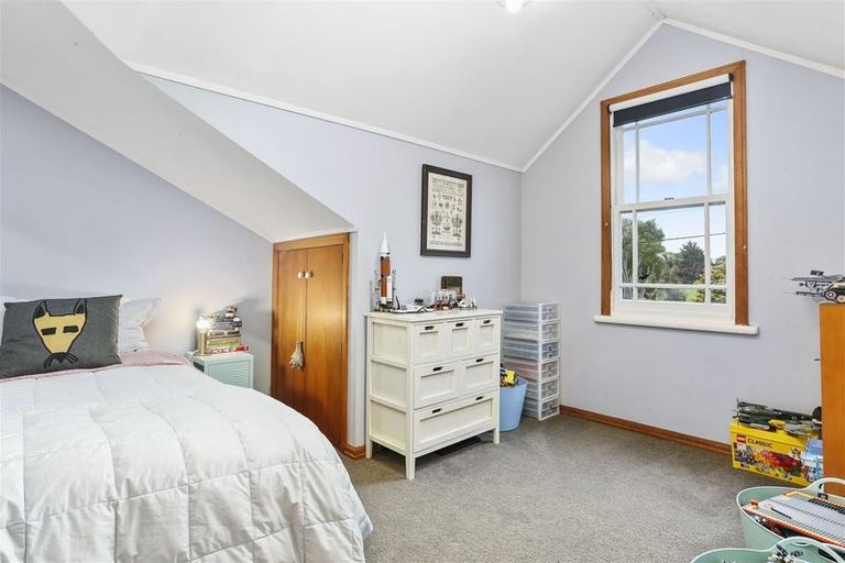 Photo of property in 58 Gladstone Road, Northcote, Auckland, 0627