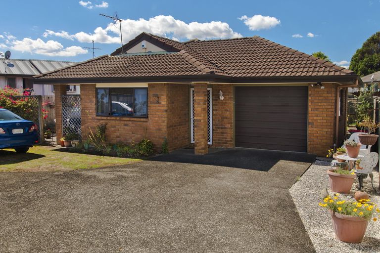 Photo of property in 291 Mahia Road, Weymouth, Auckland, 2103