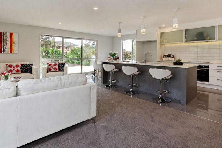 Photo of property in 1/44b Pleasant Road, Glen Eden, Auckland, 0602