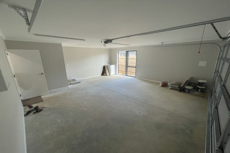 Photo of property in 17 Pipi Crescent, Tuakau, 2121