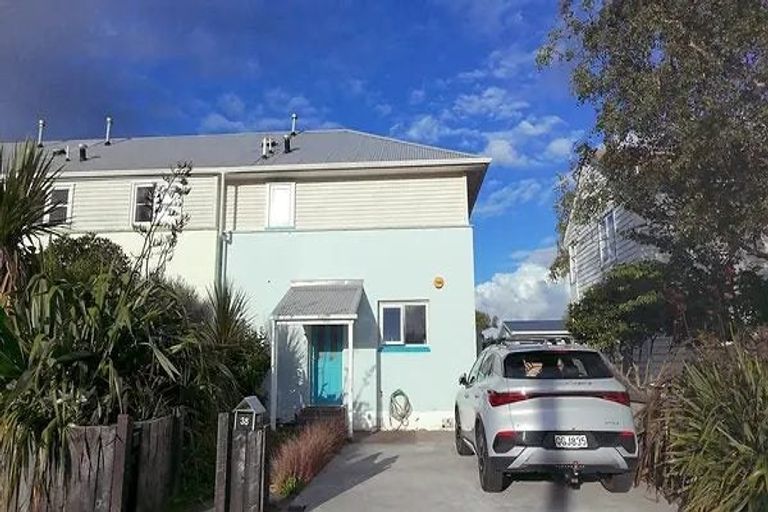 Photo of property in 35 Hawkins Street, Waiwhetu, Lower Hutt, 5010