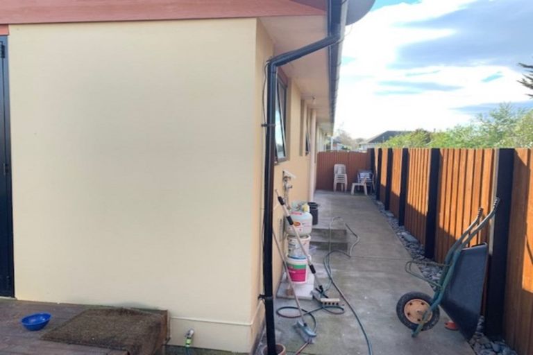 Photo of property in 2/241 Waterloo Road, Hornby, Christchurch, 8042