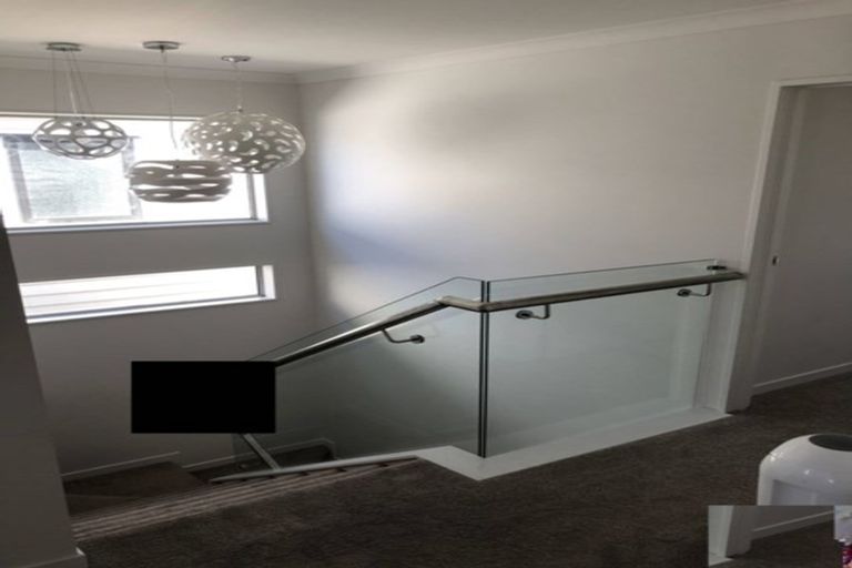 Photo of property in 54 Craigs Way, Hobsonville, Auckland, 0616