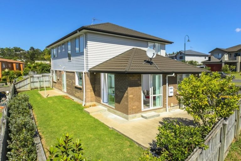 Photo of property in 35 Aberley Road, Schnapper Rock, Auckland, 0632