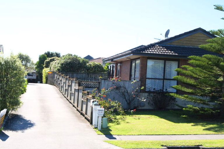 Photo of property in 1/47 Orangewood Drive, Northpark, Auckland, 2013