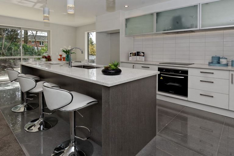 Photo of property in 1/44b Pleasant Road, Glen Eden, Auckland, 0602