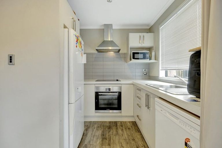 Photo of property in 4/99 Lake Road, Frankton, Hamilton, 3204