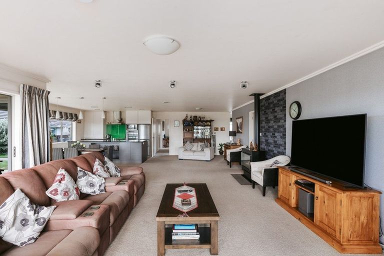 Photo of property in 9 Parkland Rise, Omokoroa, 3114