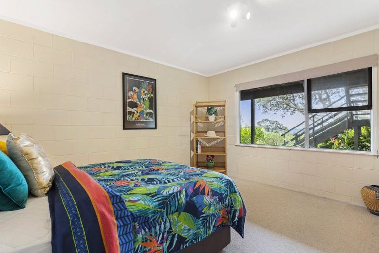 Photo of property in 14 Tui Vale Road, Shelly Park, Auckland, 2014