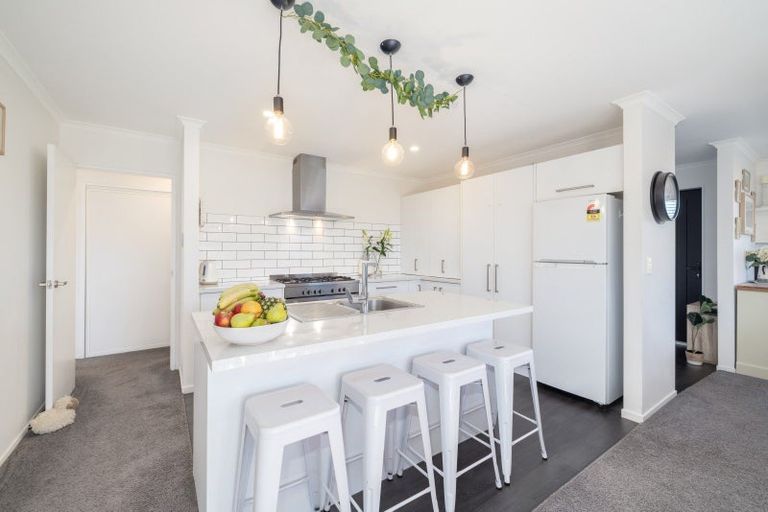 Photo of property in 15 Exeter Lane, Rolleston, 7614