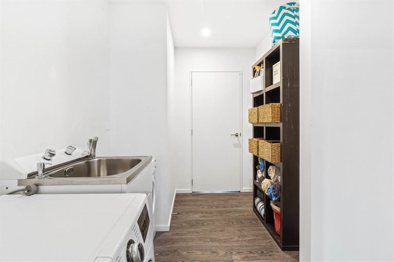 Photo of property in 31 Lewis Crescent, Rolleston, 7614