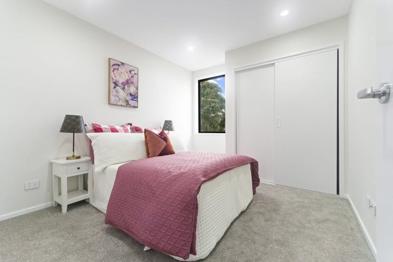 Photo of property in 11a Rountree Place, Conifer Grove, Takanini, 2112