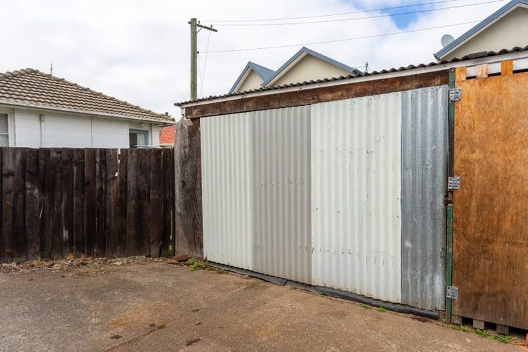 Photo of property in 3/110 Olliviers Road, Phillipstown, Christchurch, 8011
