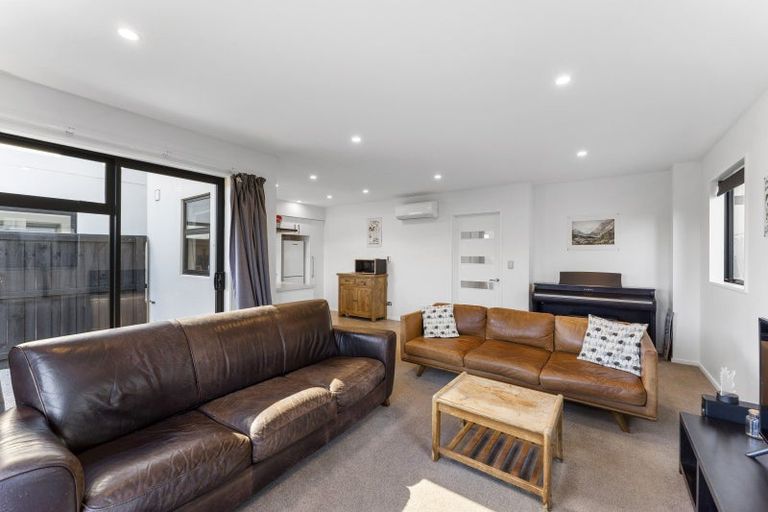 Photo of property in 83 Faringdon Boulevard, Rolleston, 7615