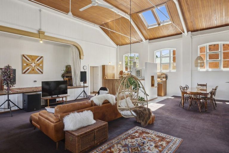 Photo of property in 52 Russell Street, Dunedin Central, Dunedin, 9016
