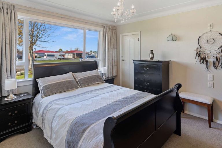 Photo of property in 83 Broadway, Stratford, 4332