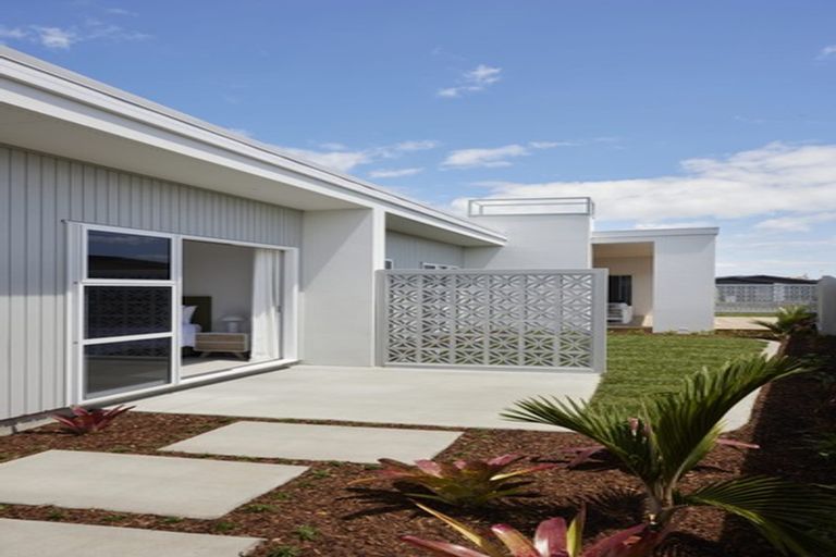 Photo of property in 16 Montiicola Drive, Papamoa Beach, Papamoa, 3118
