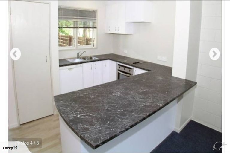 Photo of property in 105 Churton Drive, Churton Park, Wellington, 6037