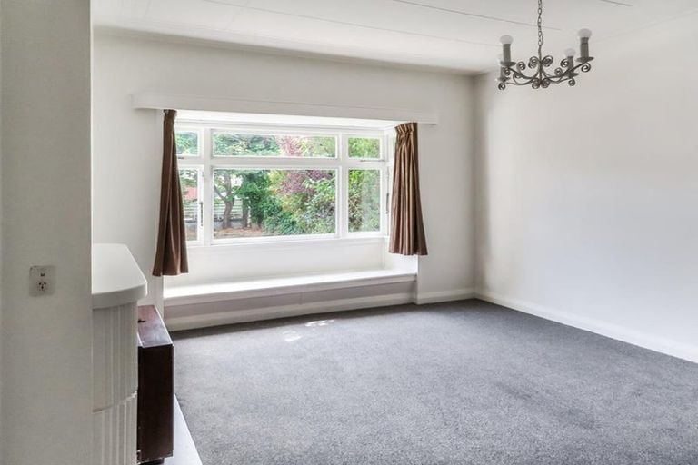 Photo of property in 98 Waterloo Road, Hutt Central, Lower Hutt, 5010