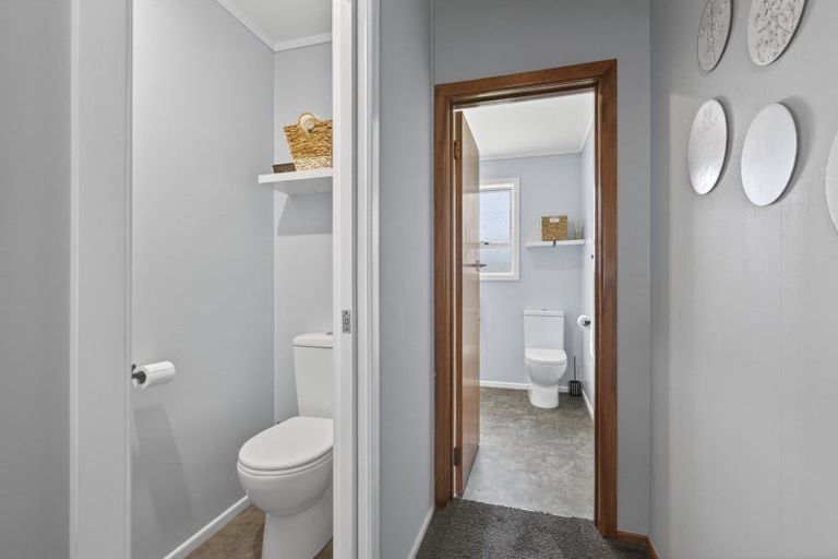 Photo of property in 535 Manutahi Road, Lepperton, New Plymouth, 4373