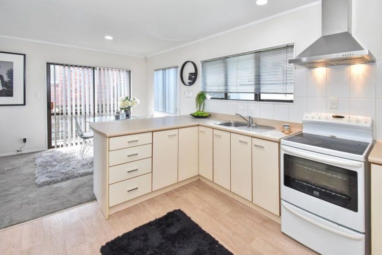 Photo of property in 3/62 Hillcrest Road, Papatoetoe, Auckland, 2025